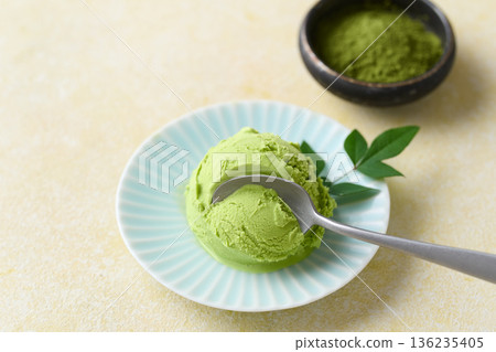 綠茶冰淇淋 綠茶冰淇淋 136235405
