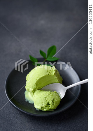 綠茶冰淇淋 綠茶冰淇淋 136235411