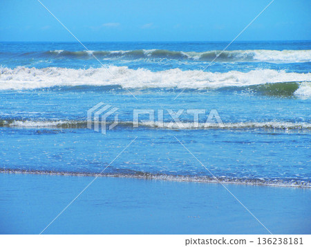 Seascape of Motosuka Beach in Chiba Prefecture 136238181
