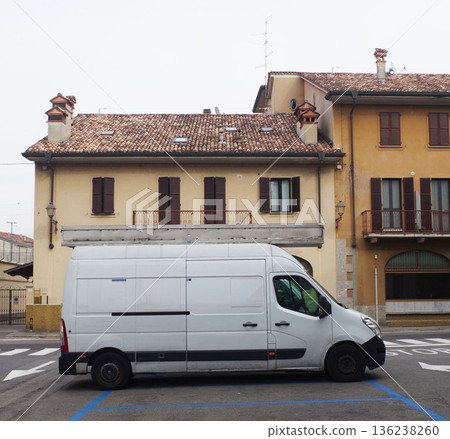 汽車、卡車、商用車、運輸、配送 汽車、卡車、商用車、運輸、配送 136238260
