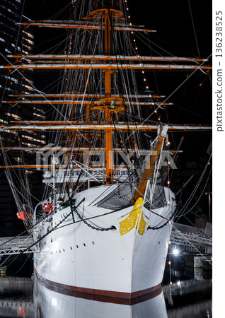 port with sailing ships 136238525