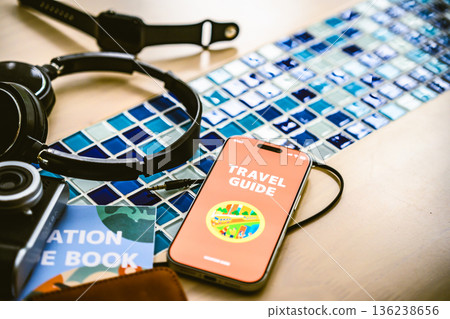 旅行準備電子設備放置 136238656
