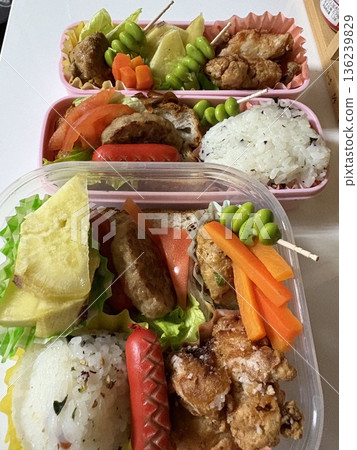 懷舊媽媽的午餐盒 懷舊媽媽的午餐盒 136239829