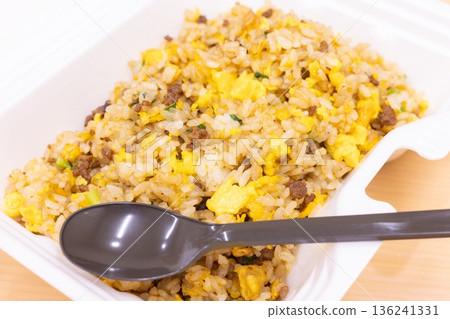 Delicious minced meat fried rice bento 136241331