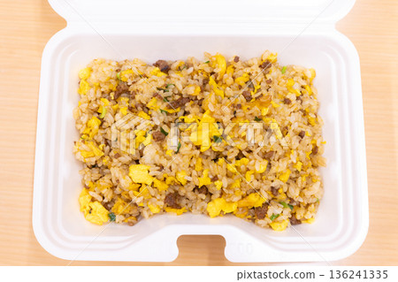Delicious minced meat fried rice bento Delicious minced meat fried rice bento 136241335