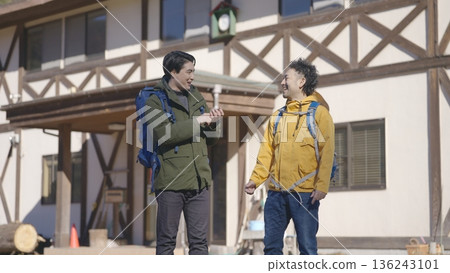 登山者前往山間小屋的圖片_攝影合作：多摩木業中心合作社 136243101