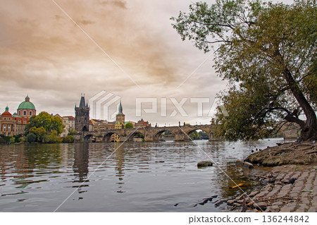 Charles bridge 136244842