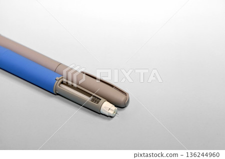 Ozempic injection device for diabetes and slimming. Ozempic injection device for diabetes and slimming. 136244960