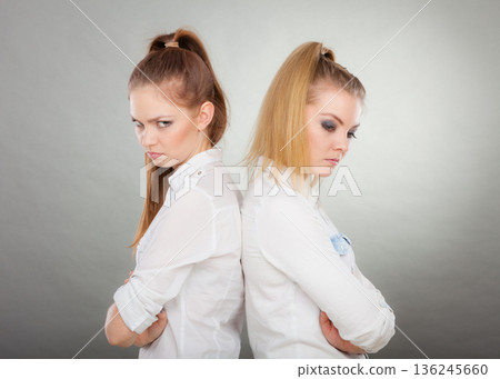 girls going through conflict in their relationship 136245660