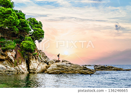 Beautiful seascape of the Cami de Ronda coastal path on the Costa Brava, from Platja d'Aro to Sant Antoni de Calonge. Cala del Pi Beautiful seascape of the Cami de Ronda coastal path on the Costa Brava, from Platja d'Aro to Sant Antoni de Calonge. Cala del Pi 136246665
