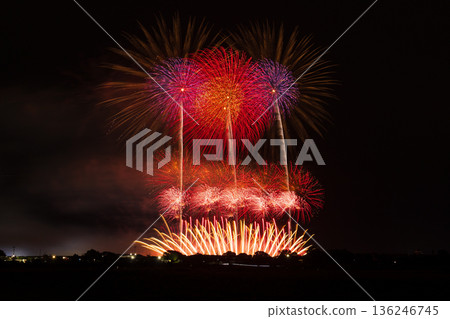 秋季煙火:頓河煙火節 秋季煙火:頓河煙火節 136246745