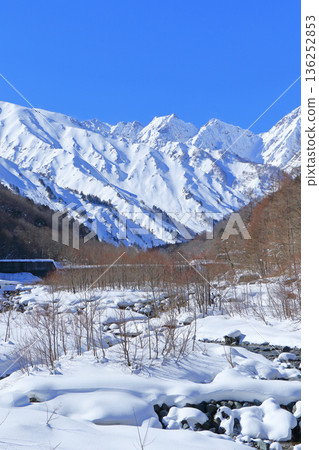 北阿爾卑斯山脈，後立山山脈，冬季的吹野毛 136252853