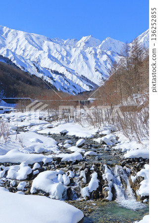 北阿爾卑斯山脈,後立山山脈,冬季的吹野毛 北阿爾卑斯山脈,後立山山脈,冬季的吹野毛 136252855