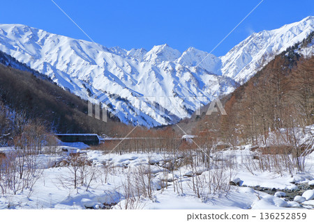 Northern Alps, Ushiro-Tateyama Mountain Range, Fukinoge in Winter 136252859