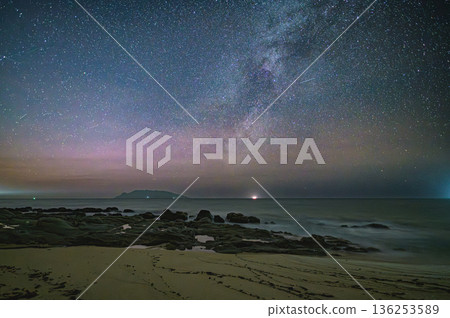 Milky Way at Nagata Inakahama Beach, Yakushima Island in the Offshore Alps (Winter) 136253589