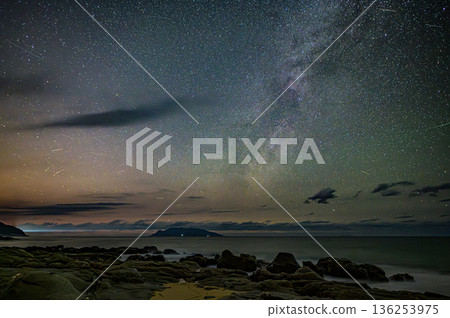 Milky Way at Nagata Inakahama Beach, Yakushima Island in the Offshore Alps (Winter) 136253975