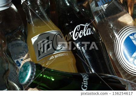 A scene of Showa-era retro bottled cola and juice bottles lined up 136254617
