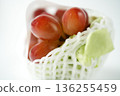 A soft Muscat aroma - Rich sweetness and a red jewel-like Queen Rouge (seedless, with skin) 136255459