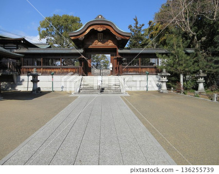 廣島縣廣島市！二月神社向井唐門 136255739