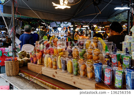 Soi Buakhao 市場, 芭堤雅, 泰國 136256356
