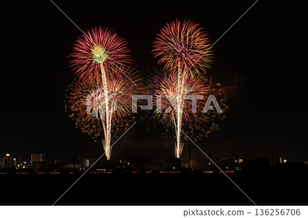 秋季煙火 - 小山煙火 秋季煙火 - 小山煙火 136256706