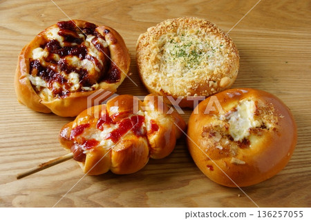 熟麵包 甜麵包 熟麵包 甜麵包 136257055