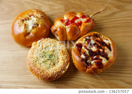 熟麵包 甜麵包 熟麵包 甜麵包 136257057