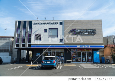 Convenience Store, gym, gymnasium 136257272