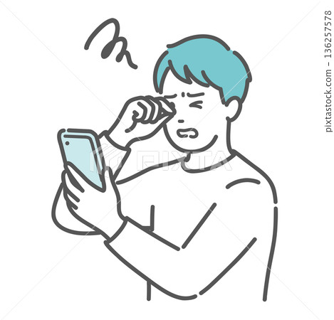 圖：一名男子一邊揉眼睛一邊看智慧型手機（眼睛疲勞、糖尿病視網膜病變、眼睛乾澀） 136257578