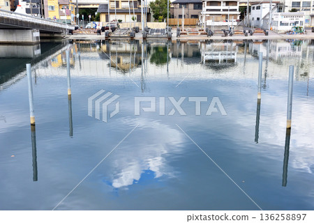 View of the boat dock at the mouth of the Ebi River in Funabashi 136258897