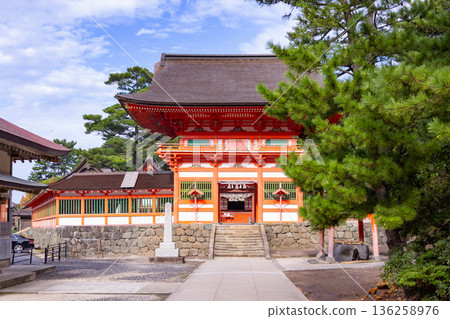 Hinomise神社花門 136258976