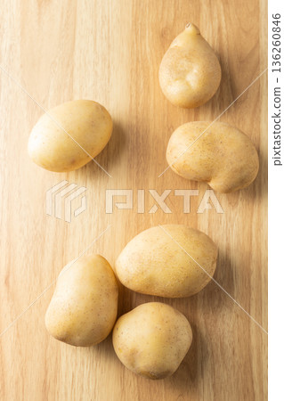 potatoes potatoes 136260846