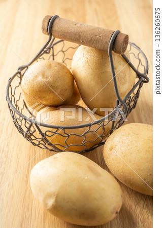 potatoes potatoes 136260875