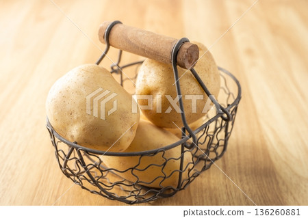 potatoes potatoes 136260881