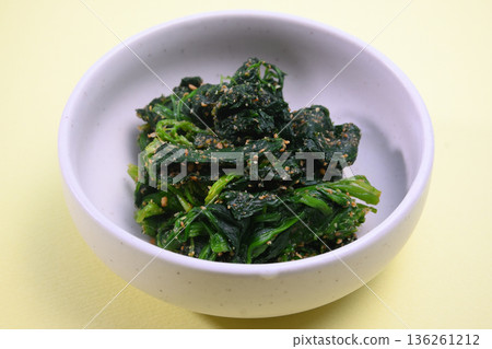 Sesame with spinach Sesame with spinach 136261212