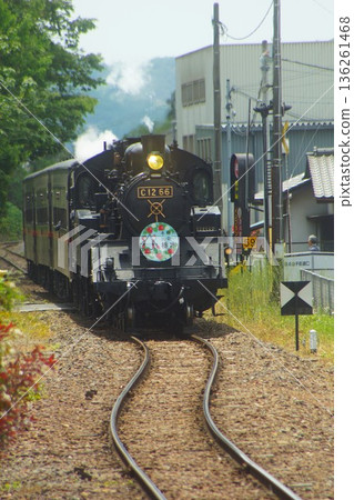 Scenery of the Moka Railway: SL Moka (C12 66) near Mashiko Station 136261468