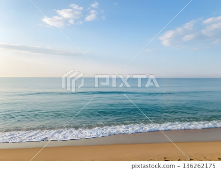 平靜的大海和蔚藍的天空,景色令人心曠神怡。 平靜的大海和蔚藍的天空,景色令人心曠神怡。 136262175