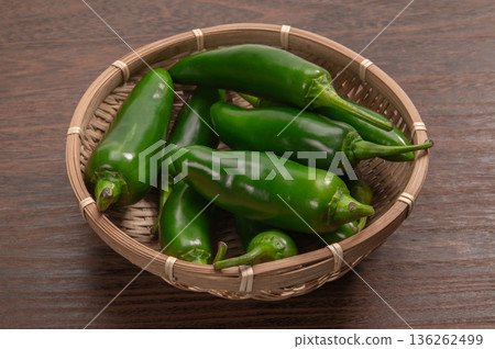 兒童青椒:一種不苦的蔬菜 兒童青椒:一種不苦的蔬菜 136262499