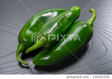 Children's green peppers: a non-bitter vegetable Children's green peppers: a non-bitter vegetable 136262500