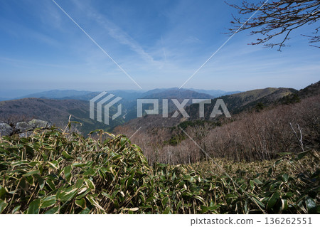 Mount Tsurugi, Tokushima Prefecture Mount Tsurugi, Tokushima Prefecture 136262551