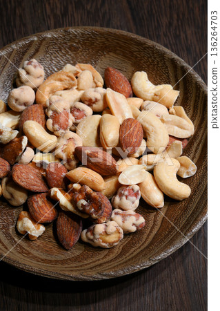 混合堅果 混合堅果 136264703