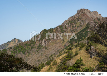 攀登愛媛縣石槌山 攀登愛媛縣石槌山 136264895