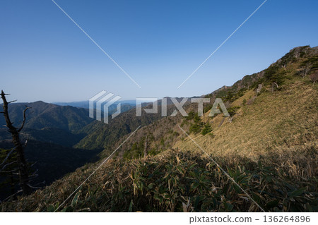 攀登愛媛縣石槌山 攀登愛媛縣石槌山 136264896