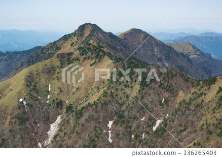 Climbing Mount Ishizuchi, Ehime Prefecture Climbing Mount Ishizuchi, Ehime Prefecture 136265403