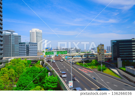 [Tokyo] May, Hamasakibashi Junction 136266036