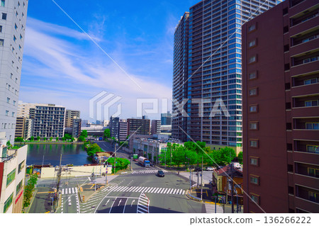 [Tokyo] May, Shibaura 1-chome intersection 136266222