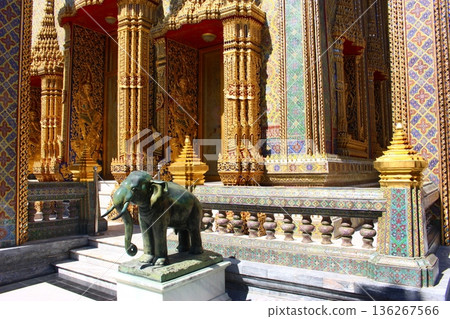 Wat Ratchabophit Bangkok, Thailand Wat Ratchabophit Bangkok, Thailand 136267566