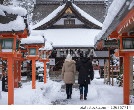 Winter shrine worship 136267714