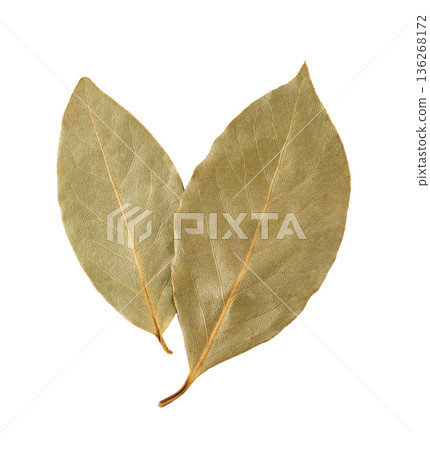 Dry bay leaves used for cooking and seasoning Dry bay leaves used for cooking and seasoning 136268172
