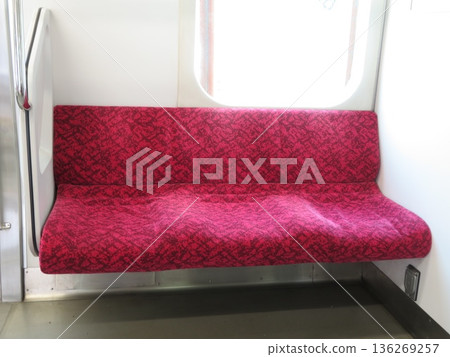 火車椅紅色 火車椅紅色 136269257